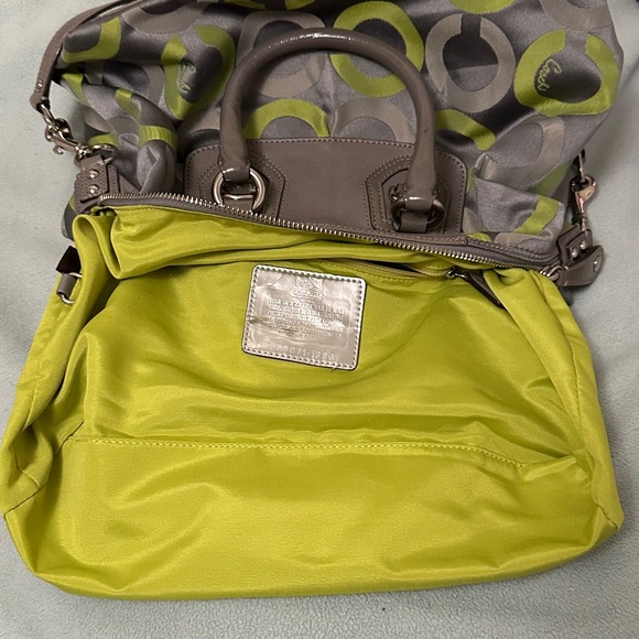 COACH Sabrina Signature Gray/Lime Green Op Art Satchel Handbag #D0971-13861 - Picture 16 of 16